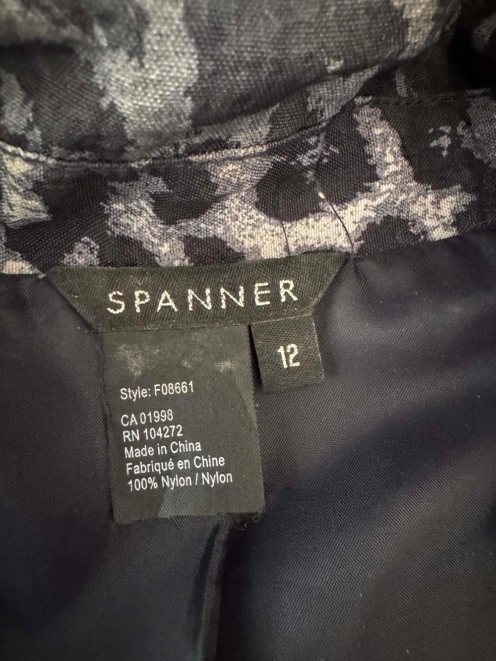 Spanner Grey Leopard Print Nylon Funnel Neck Jacket 12 Casual Chic Edgy Luxury - Picture 4 of 4